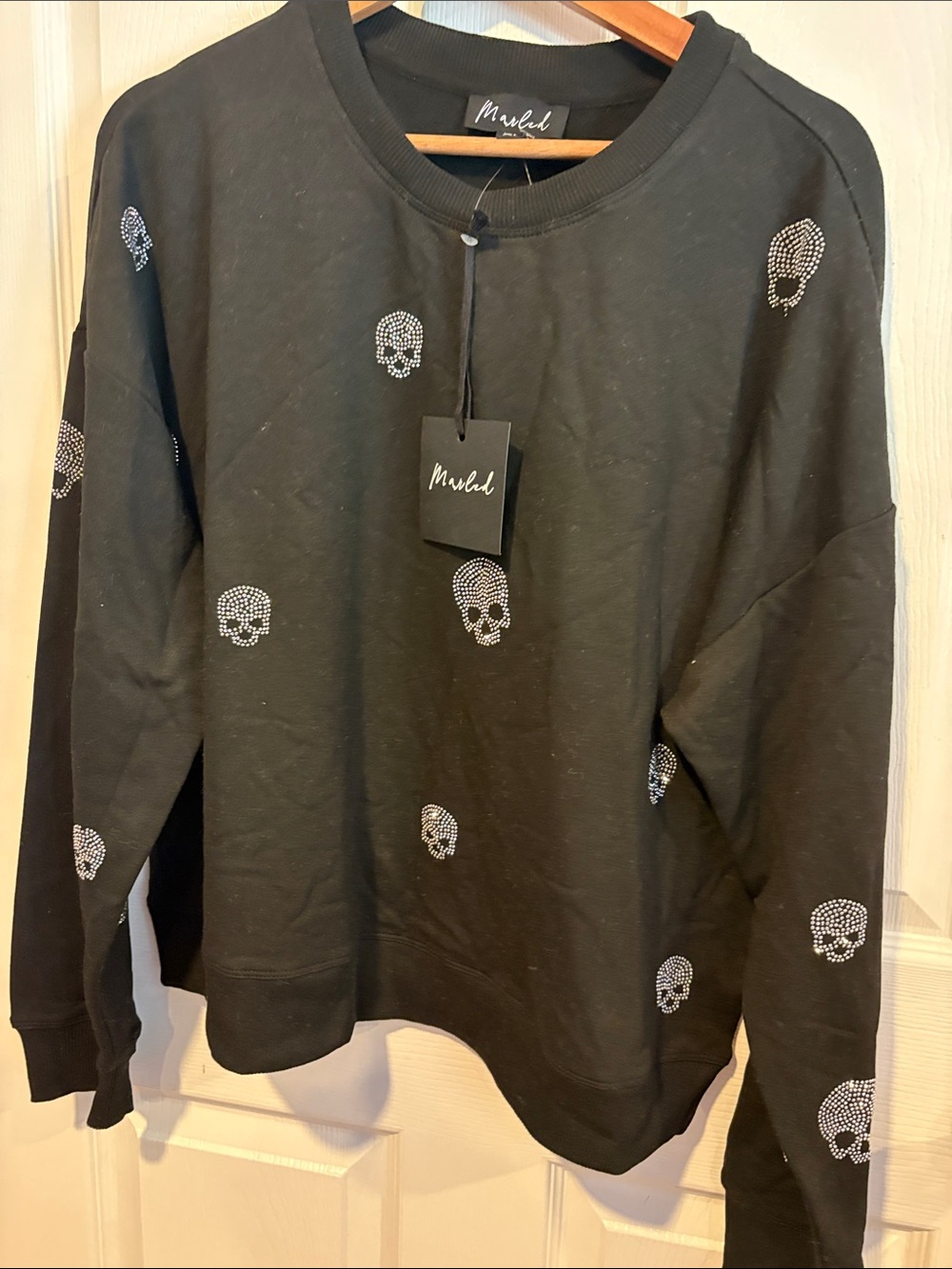BNWT MARLED Black Skull-Embellished Halloween Sweater Women's Size XL - Picture 2 of 6